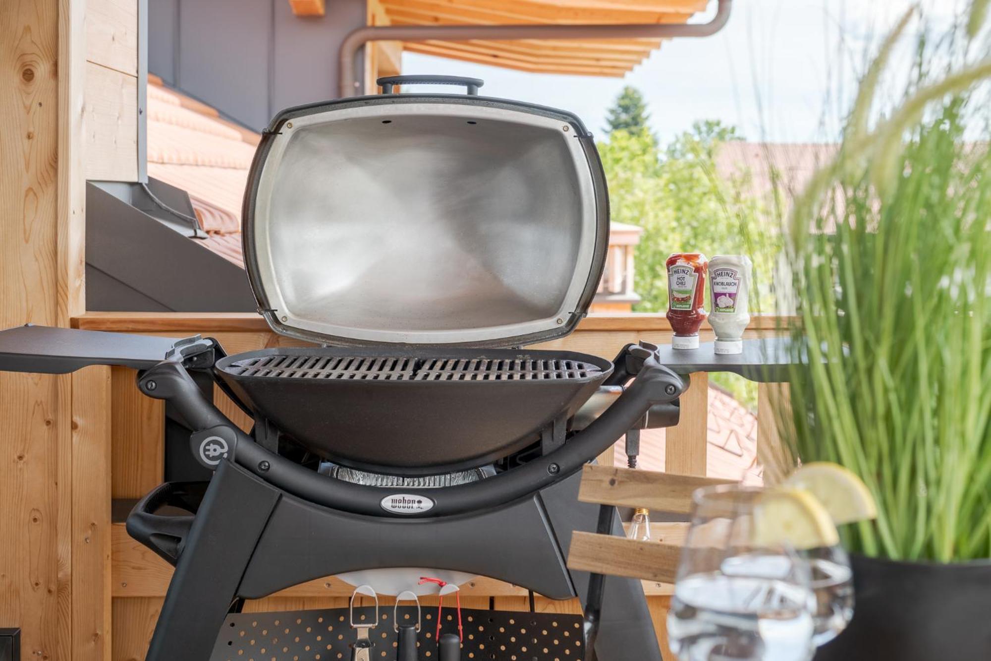 Fenjoy: Ferienapartment Mit Bergblick / Balkon / Bbq แบร์เนา อัม คีมเซ ภายนอก รูปภาพ